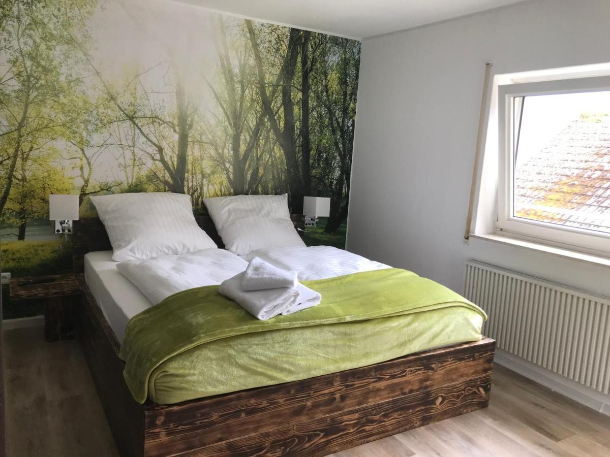 Landgasthof Zum Dorfkrug Schoneberg  Екстер'єр фото